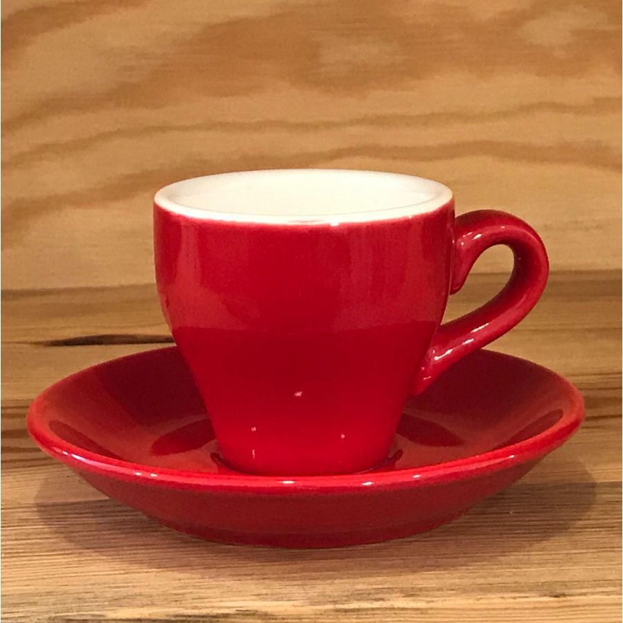 Porcelain espresso cup with a volume of 80ml suitable for classic or double espresso.  Includes a saucer. Colour: red.