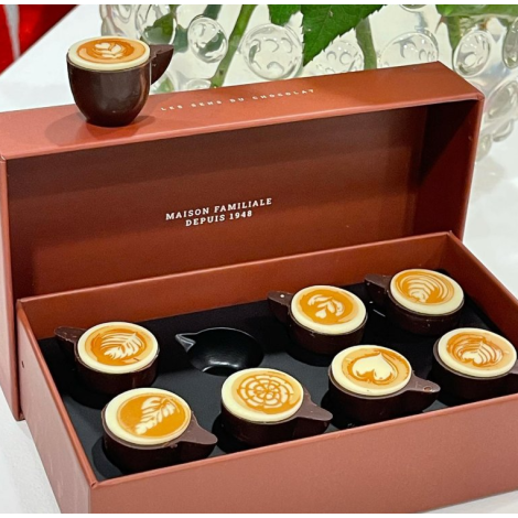 Czekoladowe Bonbonniere Michel Cluizel "8 Cappuccino"