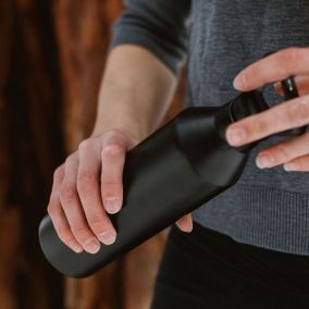 Бутилка MiiR с тясно гърло 680 мл - черна 2