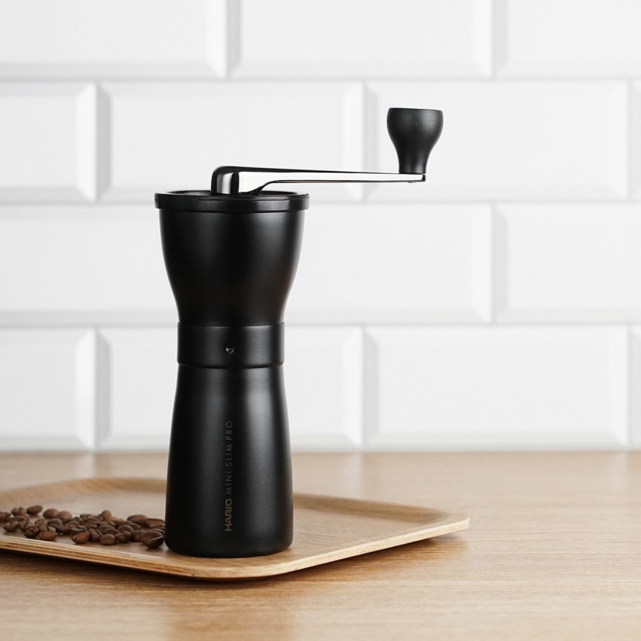 Hario Mini Mill Slim PRO negru (MMSP-1-B)
