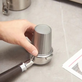 Kubek dozujący Kaffia 58 mm 2