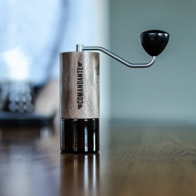 Comandante C40 MK4 Nitro Blade - orzech włoski 2