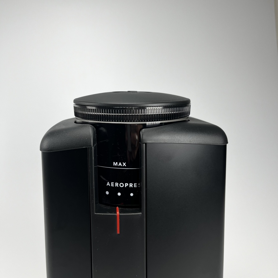 Młynek elektryczny Wilfa Svart CGWS-130B czarny