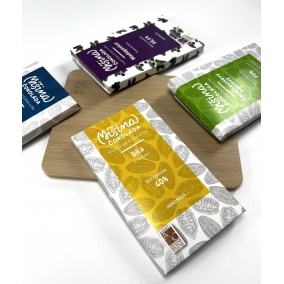 Ciocolată Ciocolată mixtă, ciocolată albă cu vanilie, 40%. 2