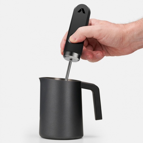 Subminimal NanoFoamer V2 milk frother