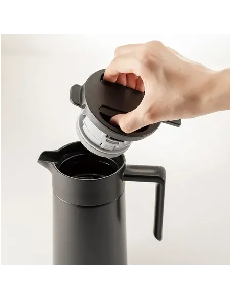 Hario 600 ml-es termo kancsó kerámia felülettel - FEKETE