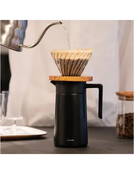 Термо кана Hario от 600 ml с керамична повърхност - ЧЕРНА