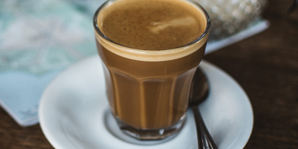 Priprema ravne bijele kave