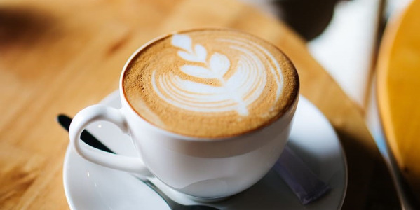 Priprema cappuccino kave